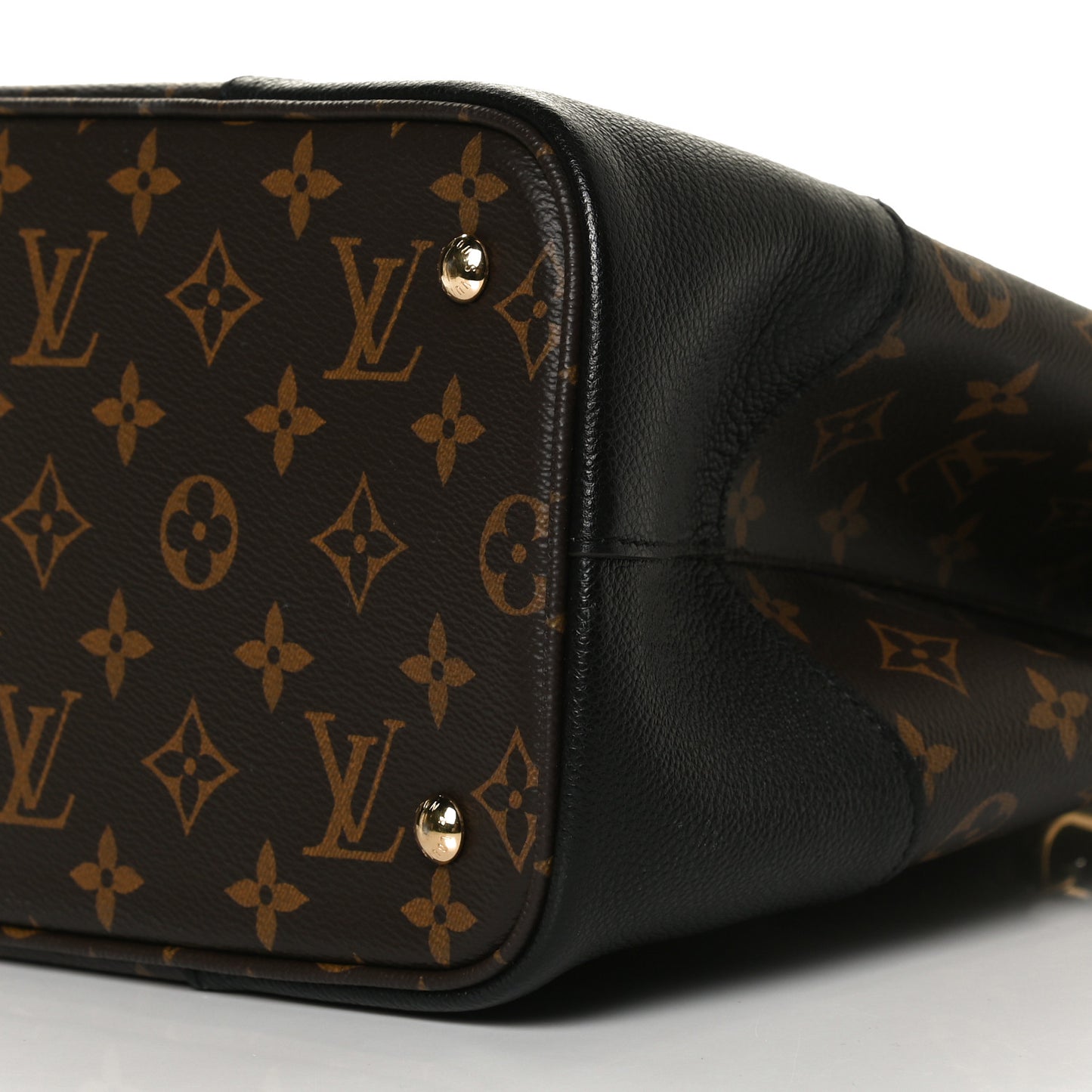 Monogram Flandrin Black