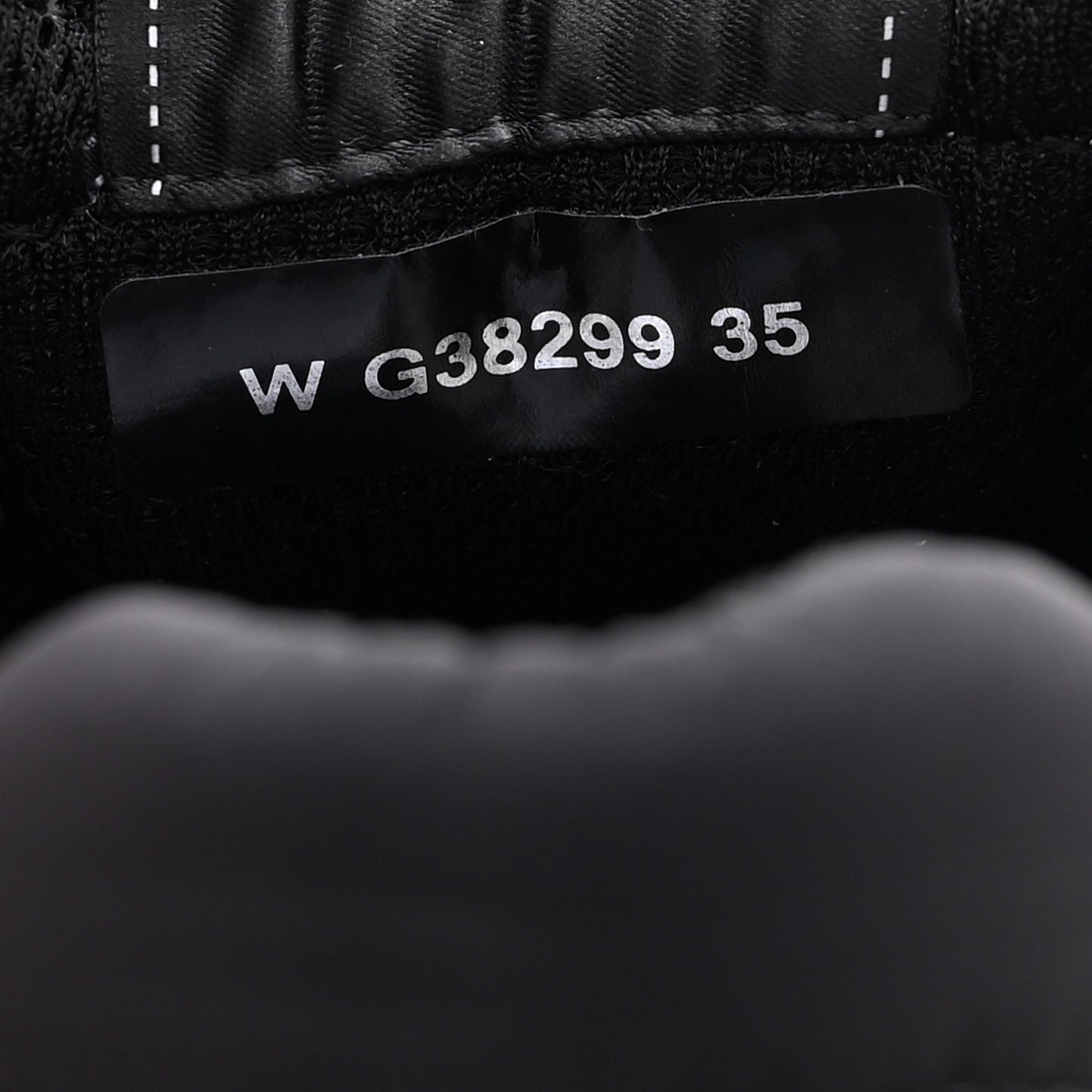 Mesh Suede Calfskin Grained Calfskin Womens CC Sneakers 35 White Black