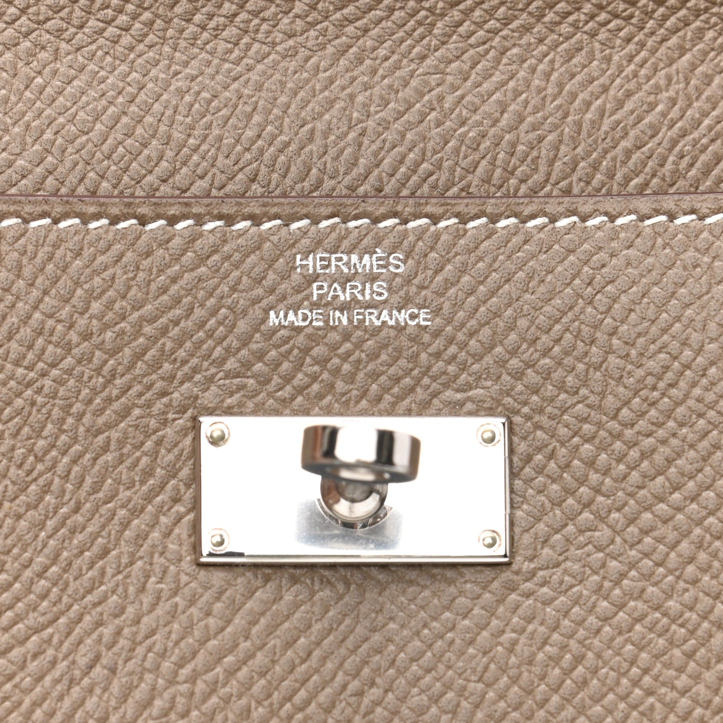 Epsom Kelly Longue Wallet Etoupe