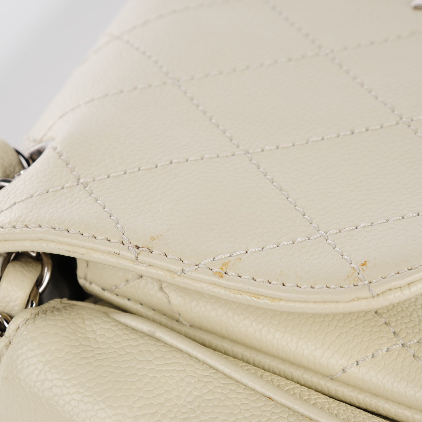 Caviar Pocket In The City Flap Ivory