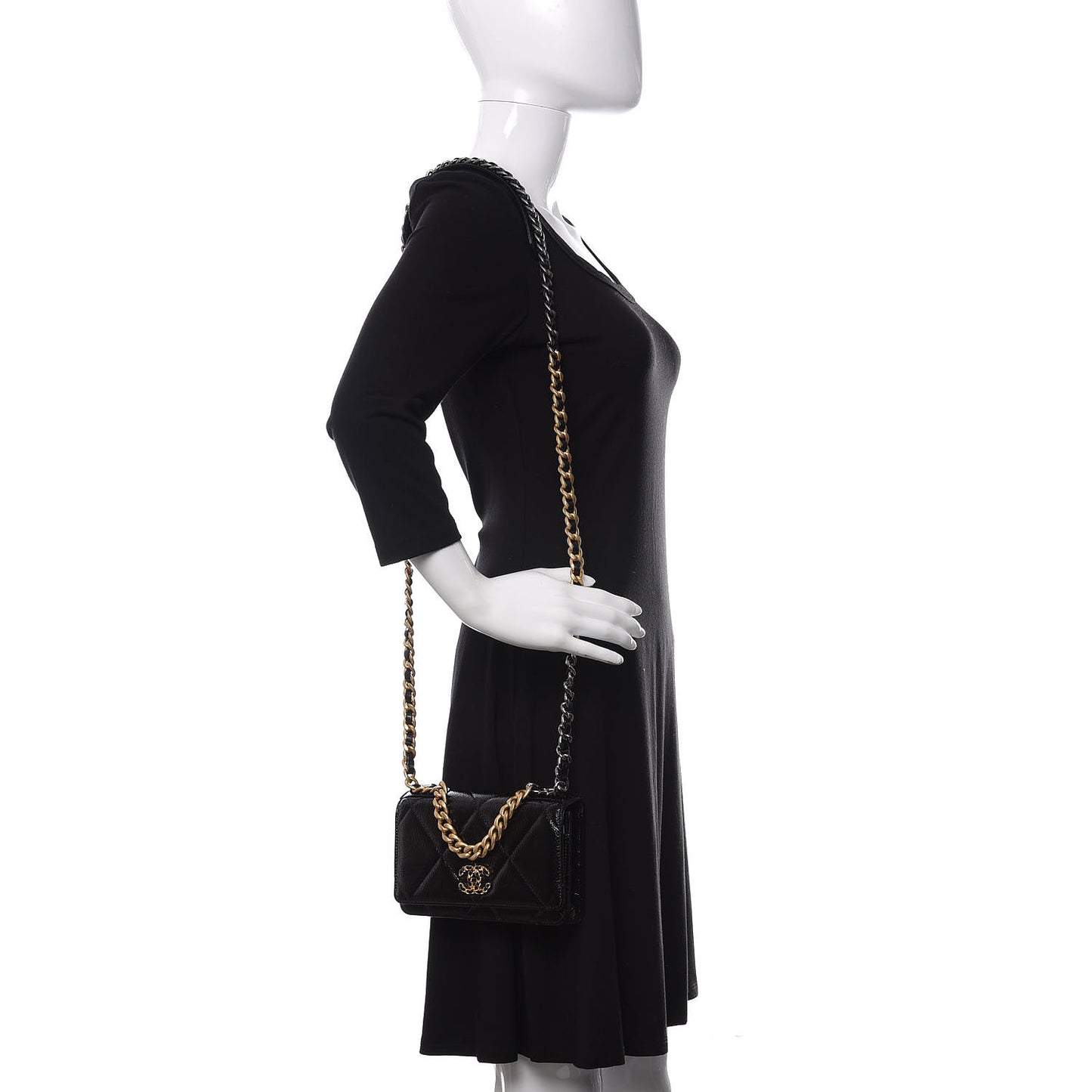 Shiny Crumpled Calfskin Quilted 19 Wallet On Chain WOC Black