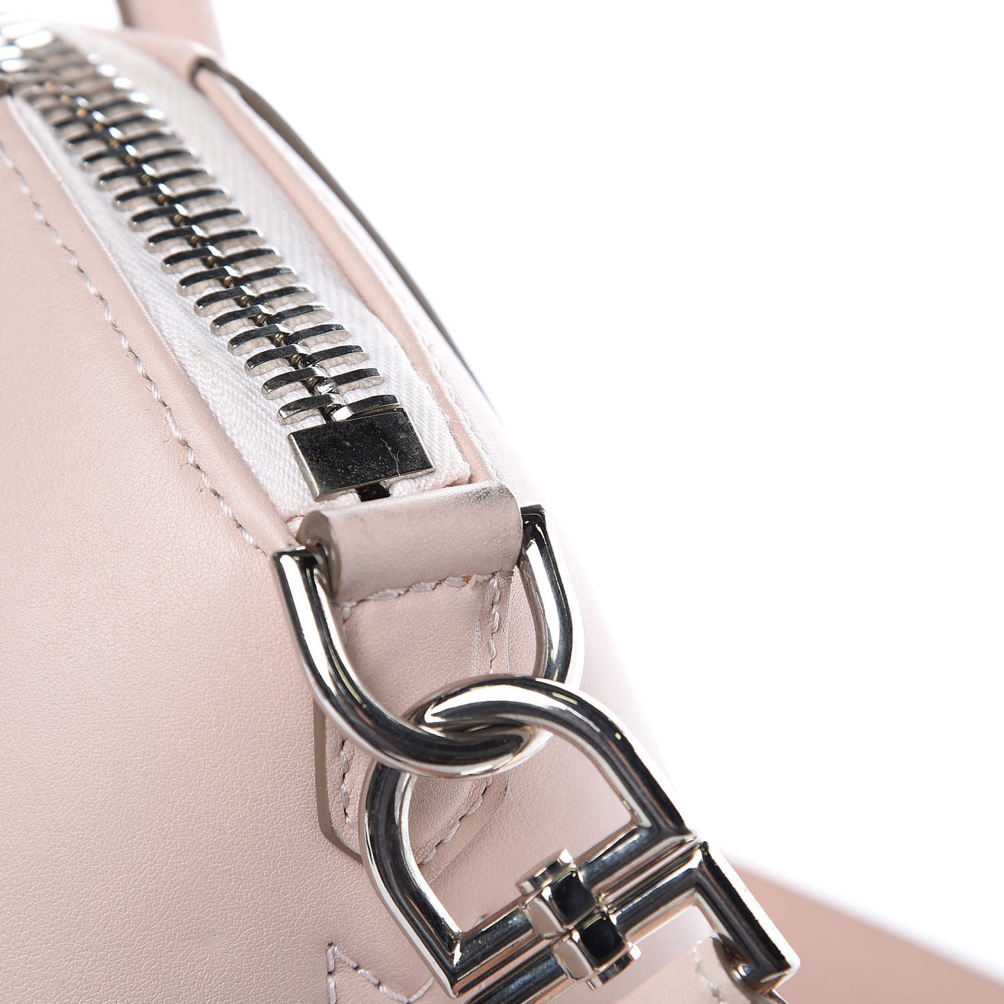 Calfskin Small Studded Antigona Nude Pink