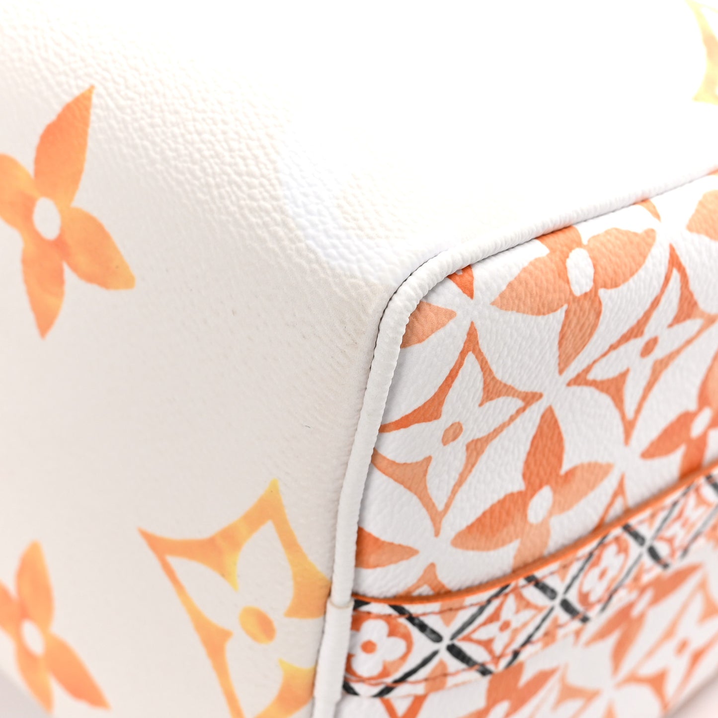 LOUIS VUITTON Monogram Giant By The Pool 2.0 Speedy Bandouliere 25 Apricot