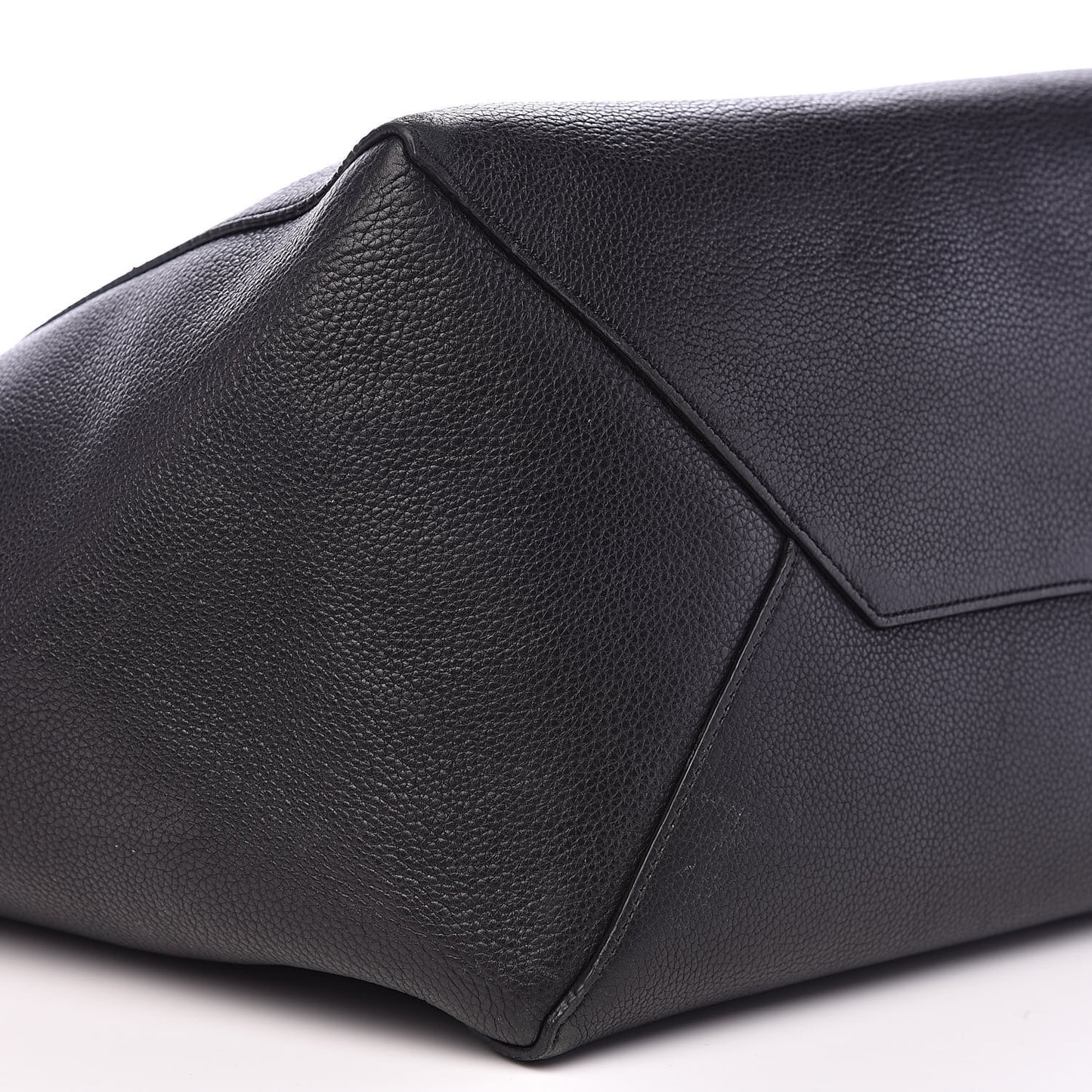 Soft Grained Calfskin Medium Cabas Phantom Black