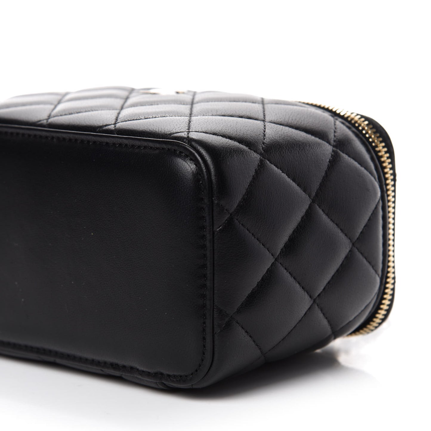 Lambskin Quilted Small Vanity Case With Chain Black