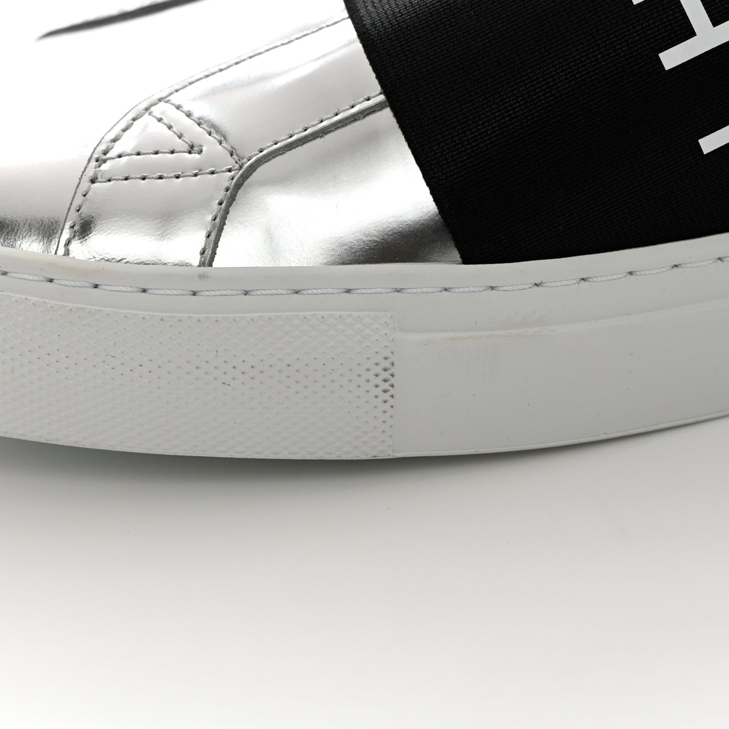 Calfskin Band Logo Mens Urban Street Sneakers 43 Silvery