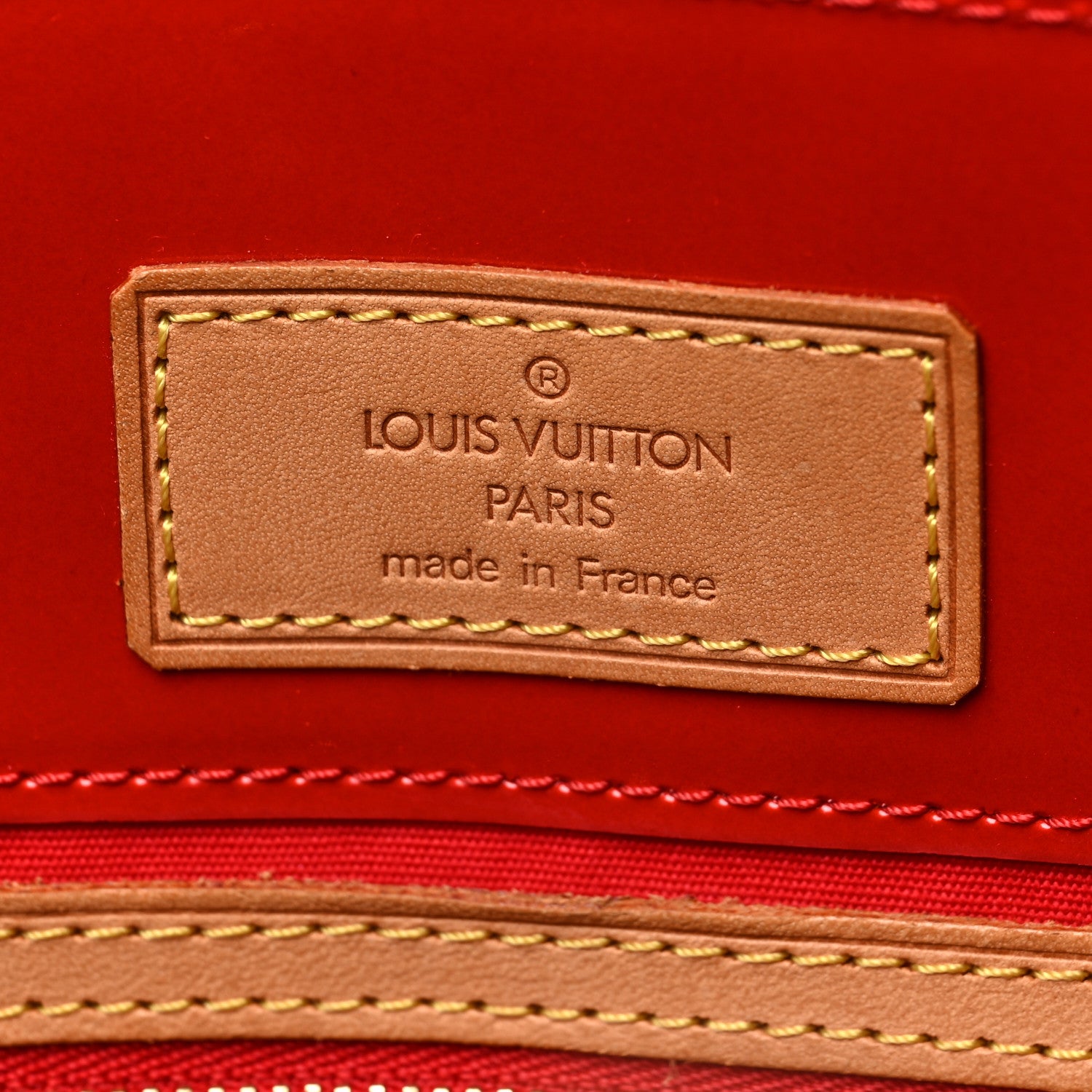 Louis Vuitton Vernis Reade PM Pomme D'Amour 6 of 11