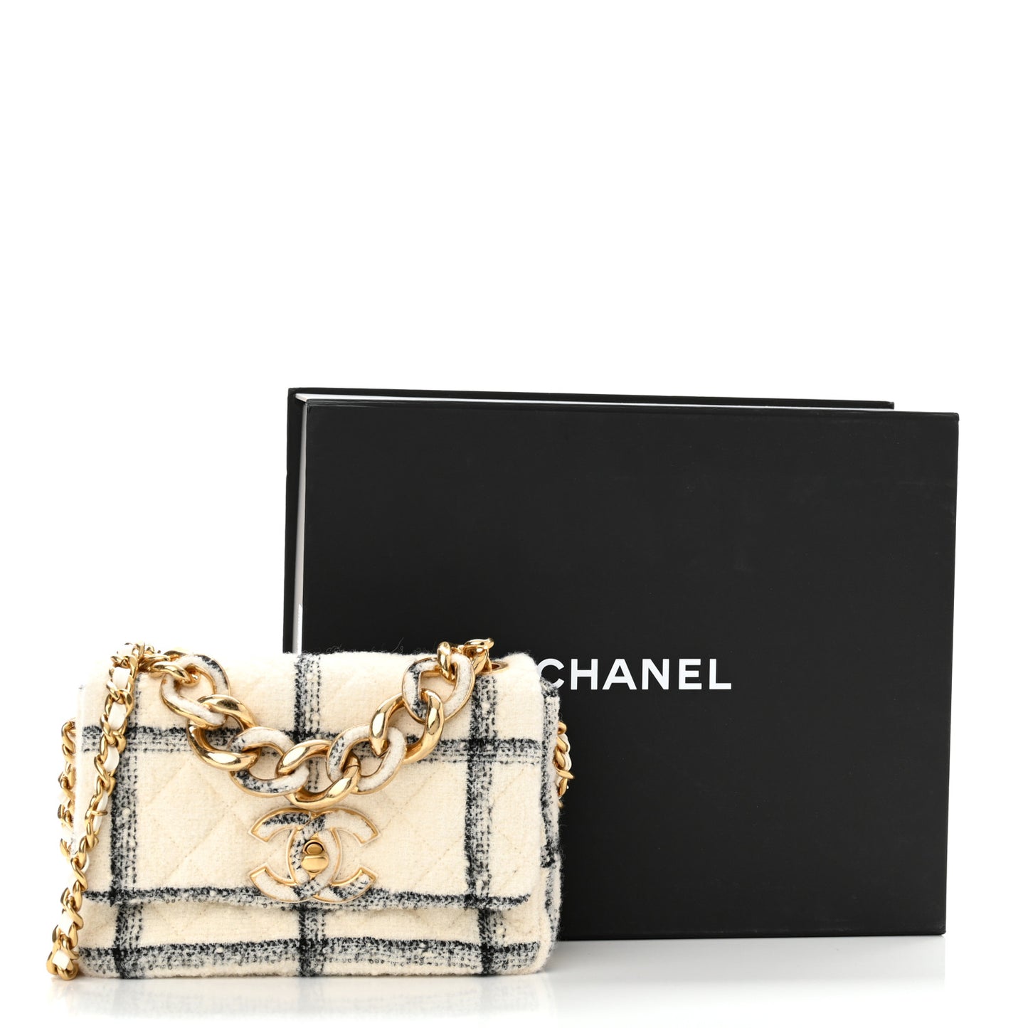 Wool Tweed Quilted Small Elegant Chain Flap White
