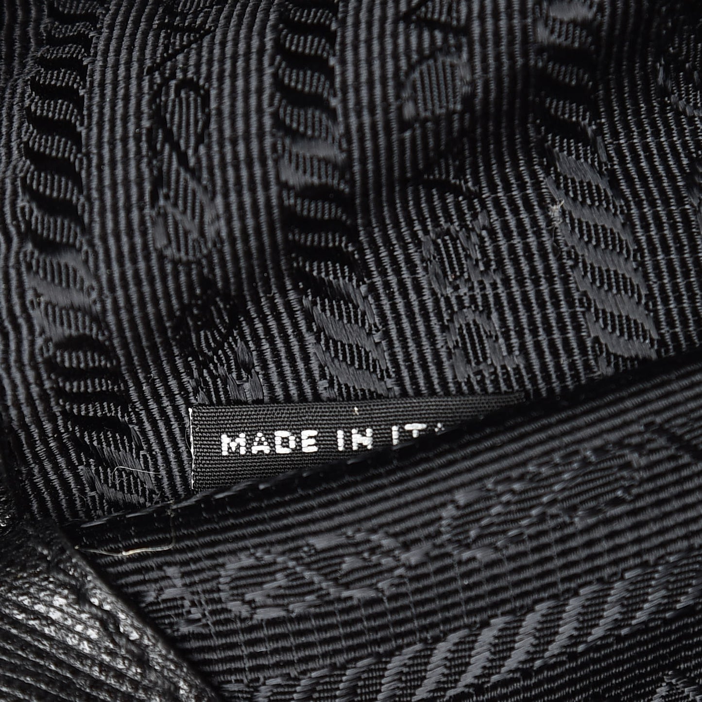 Saffiano Soft Bi-Color Tote Palissandro Black