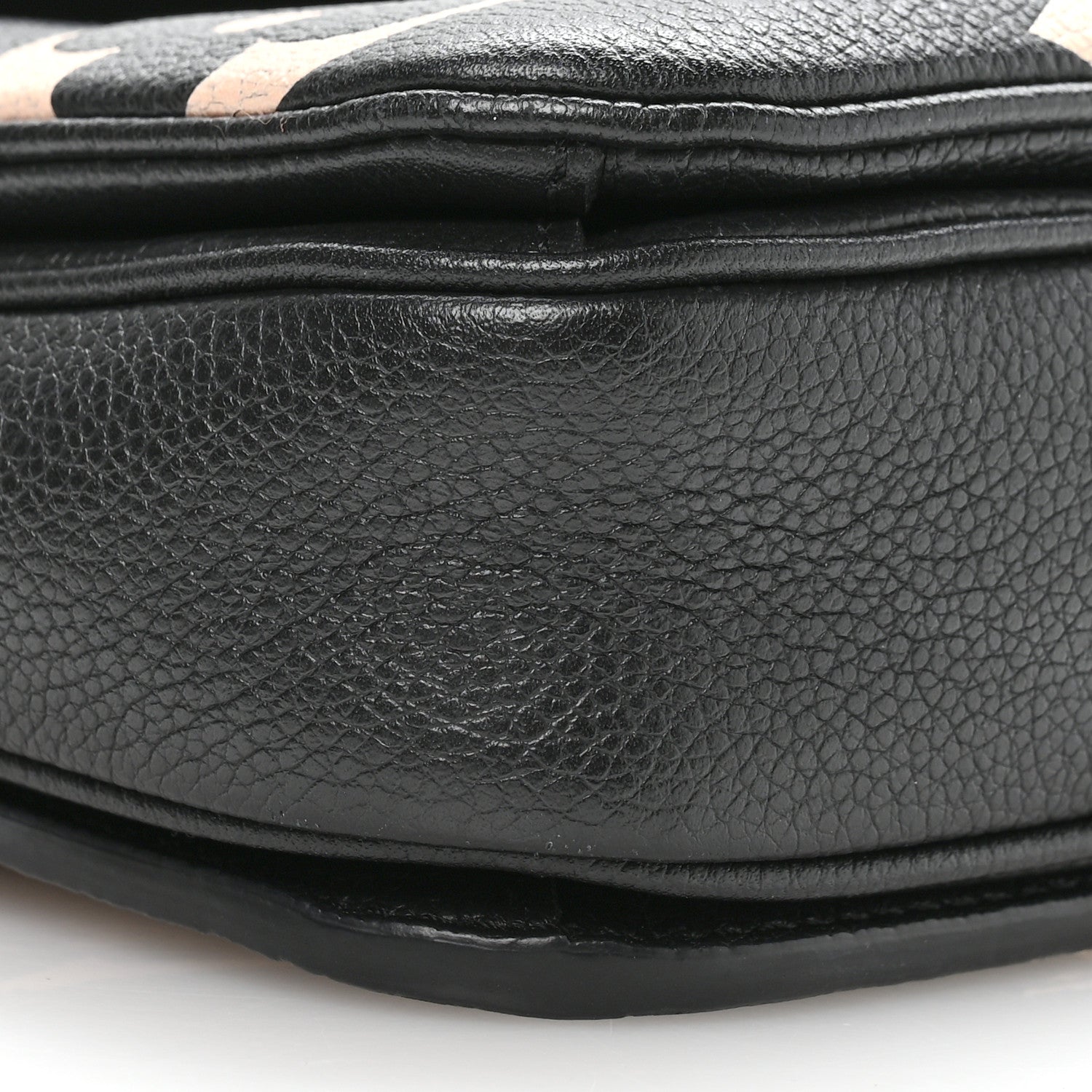 Louis Vuitton Empreinte Monogram Giant Pochette Metis Black Beige 14 of 19
