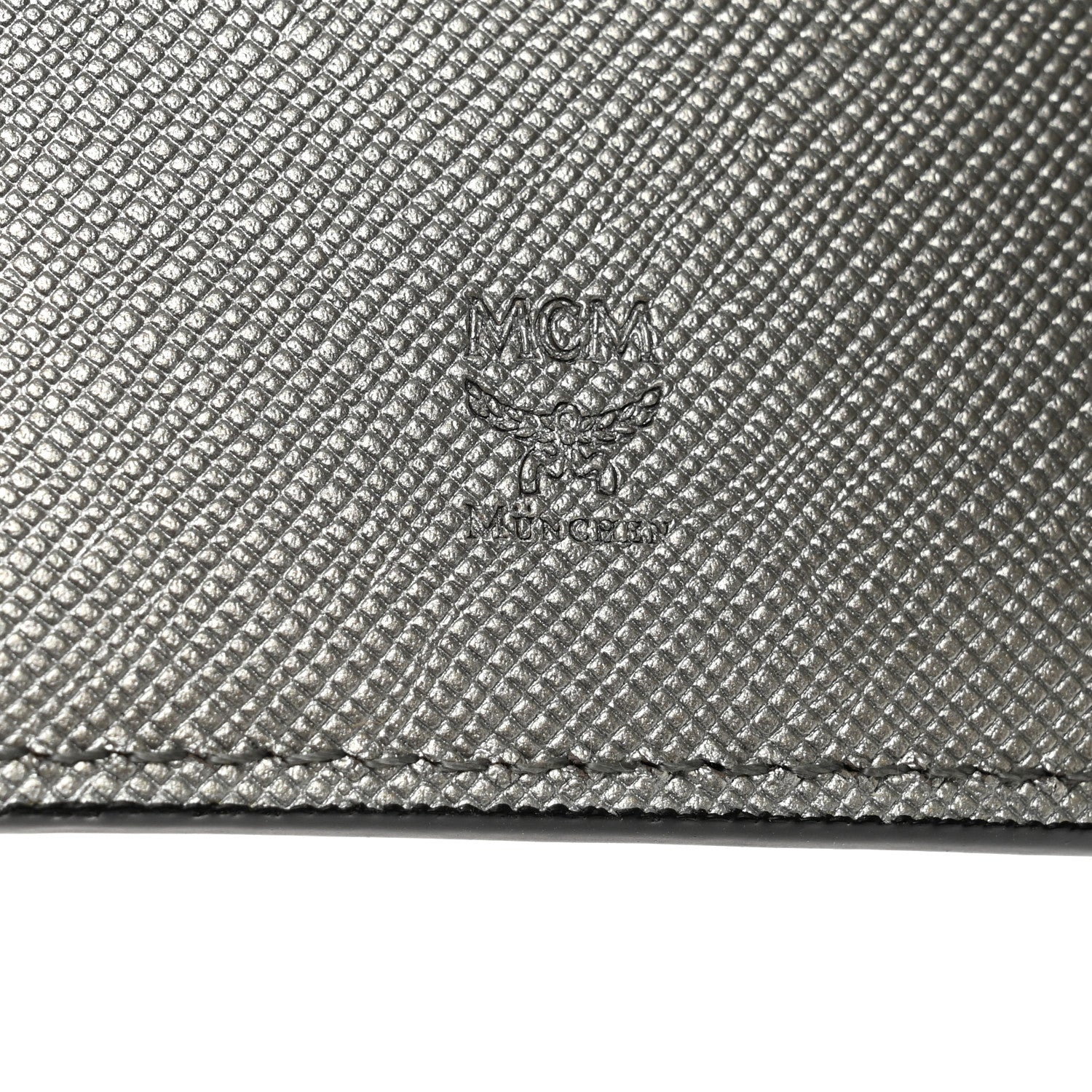 MCM Metallic Visetos Rabbit Bi-Fold Wallet Silver 6 of 8