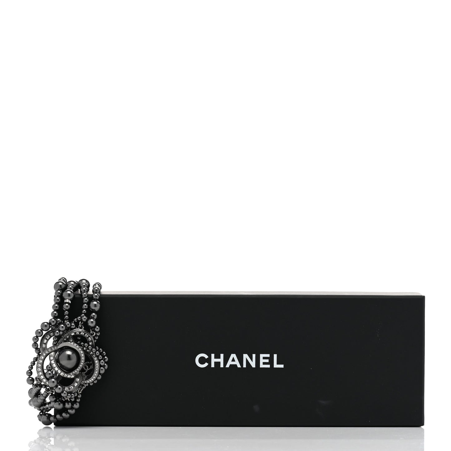 Ruthenium Crystal Bead Camellia Bracelet Pearly Grey