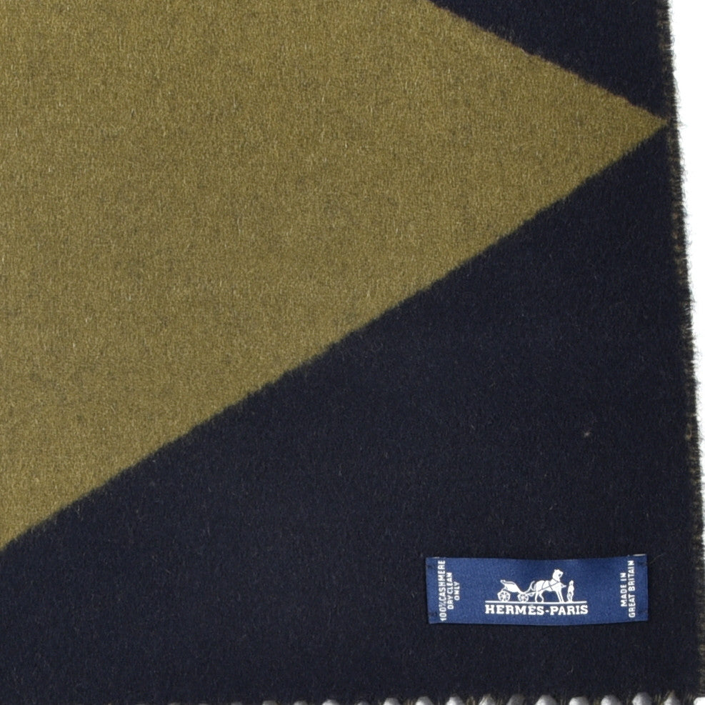 Cashmere Casaque Zig Zag Muffler Marine Kaki