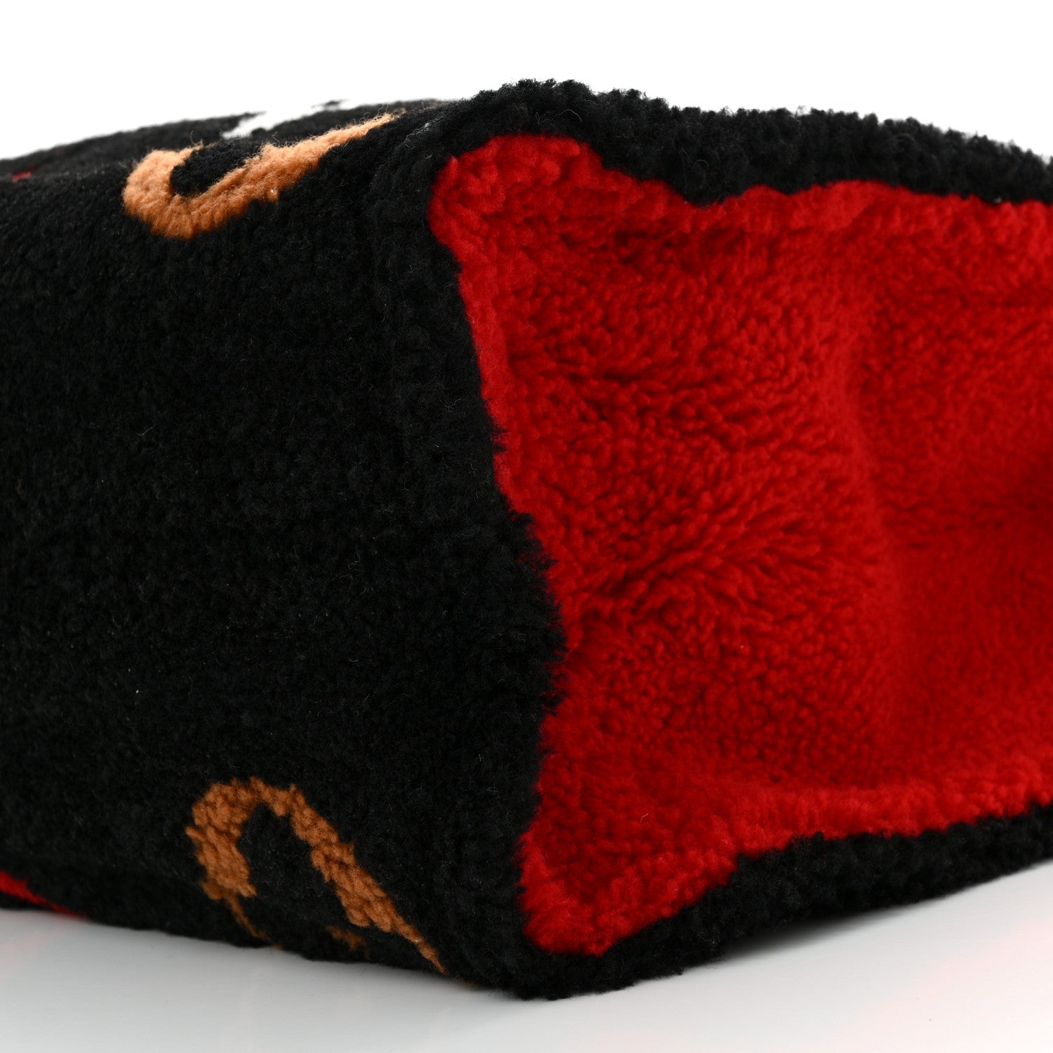 Louis Vuitton Shearling Monogram Giant Teddy Onthego GM Black Red 10 of 10