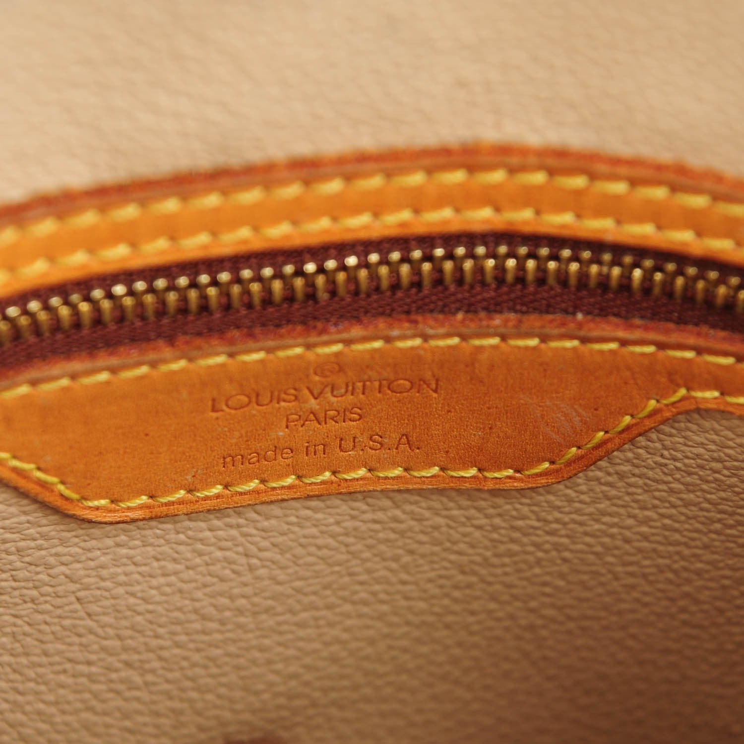 Louis Vuitton Monogram Petit Bucket 23 6 of 9