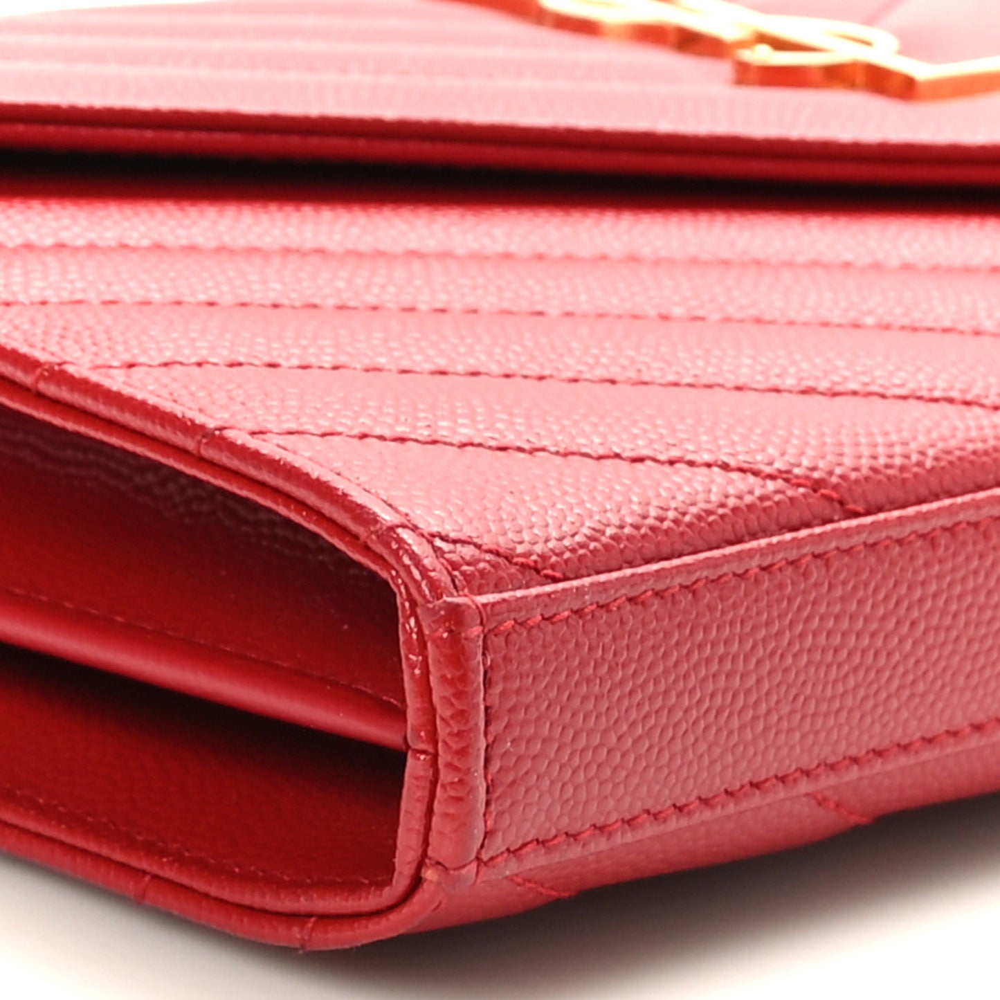 Grain De Poudre Matelasse Chevron Monogram Chain Wallet Rouge Eros