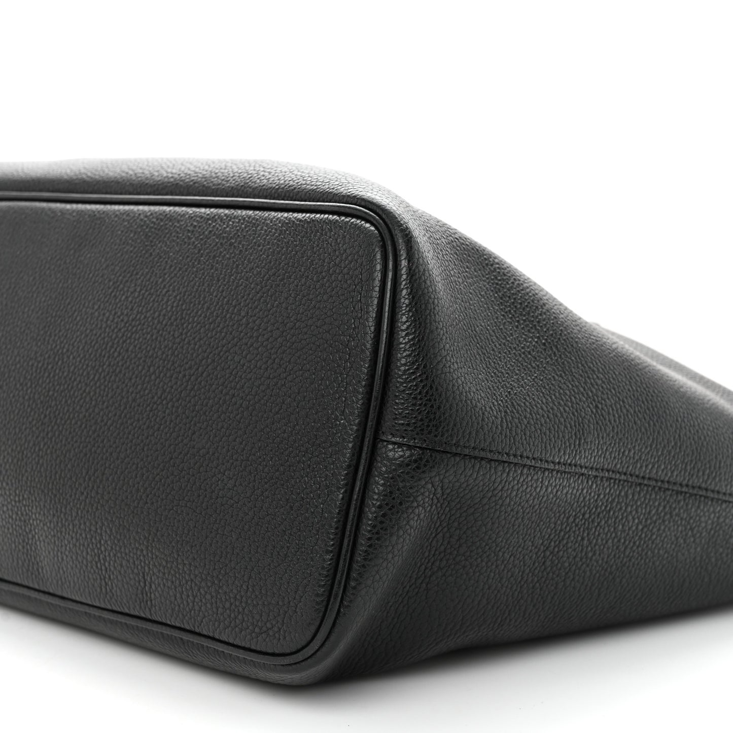 Grainy Calfskin Medium Gancini Tote Black
