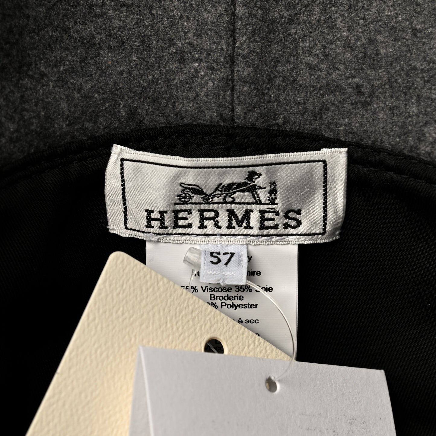 Cashmere Debbie Charms Bucket Hat 57 Charbon