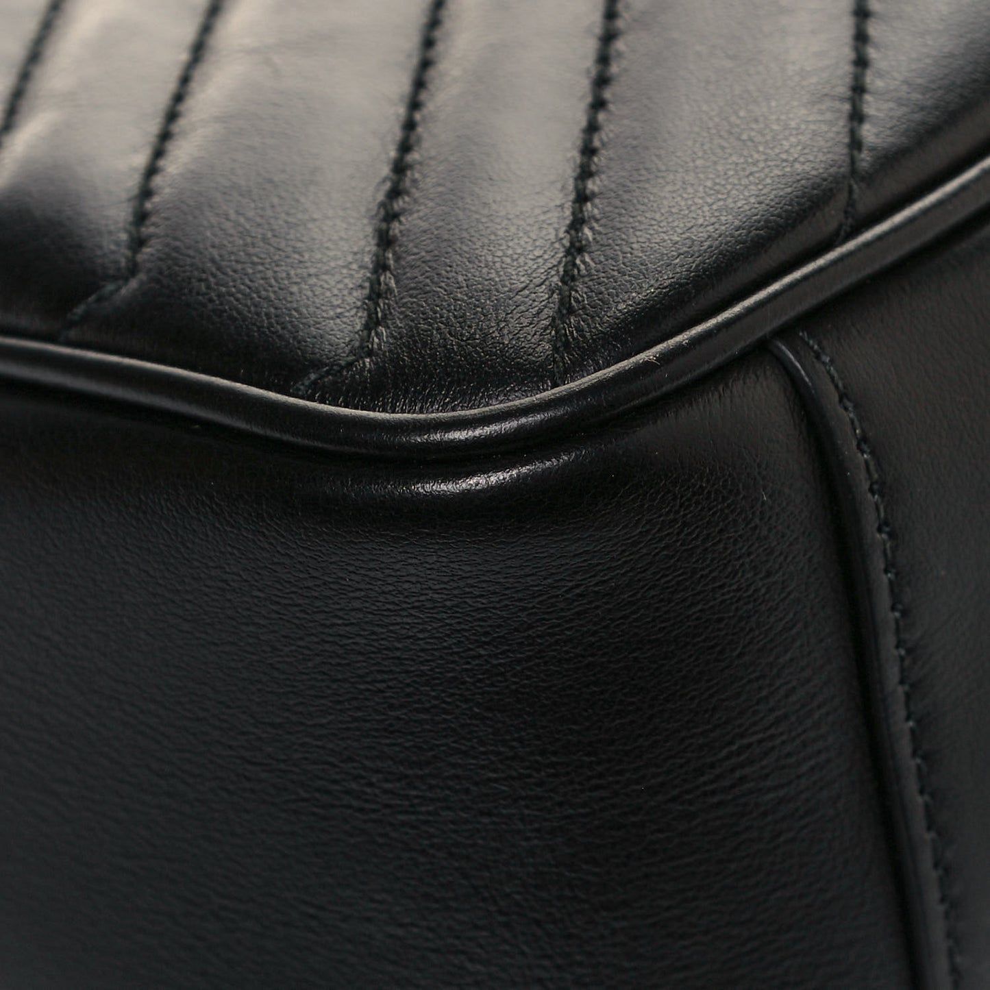 Calfskin Matelasse Small GG Marmont Shoulder Bag Black