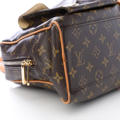 Louis Vuitton Monogram Manhattan GM 8 of 10