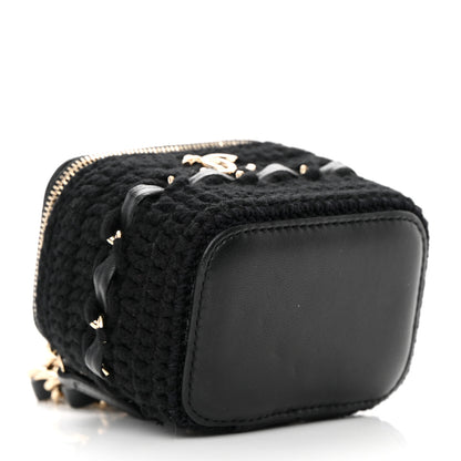 Chanel Lambskin Crochet Small Vanity Case With Chain Black 4 of 17