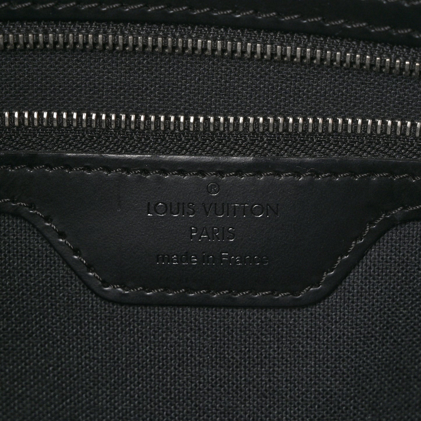 Damier Graphite Porte-Documents Voyage GM