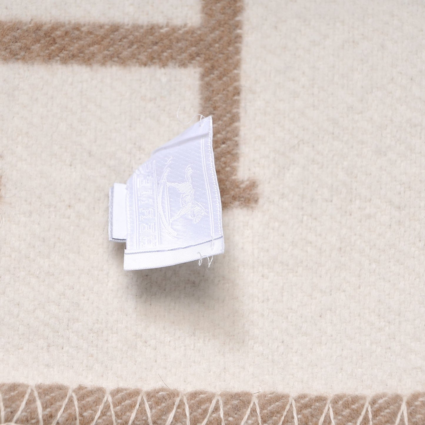 Wool Cashmere Avalon Baby Blanket Noisette Moyen White