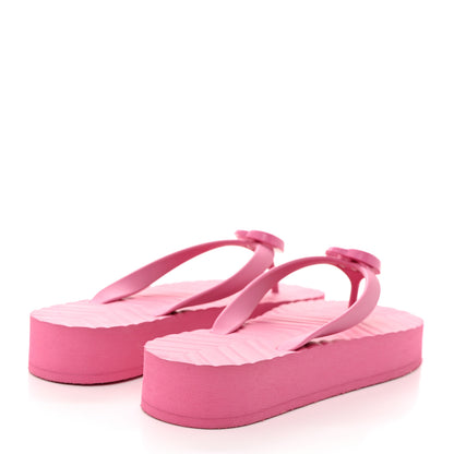 Gucci Rubber Chevron Womens GG Thong Sandals 38 Pink Tropical Flower 4 of 9