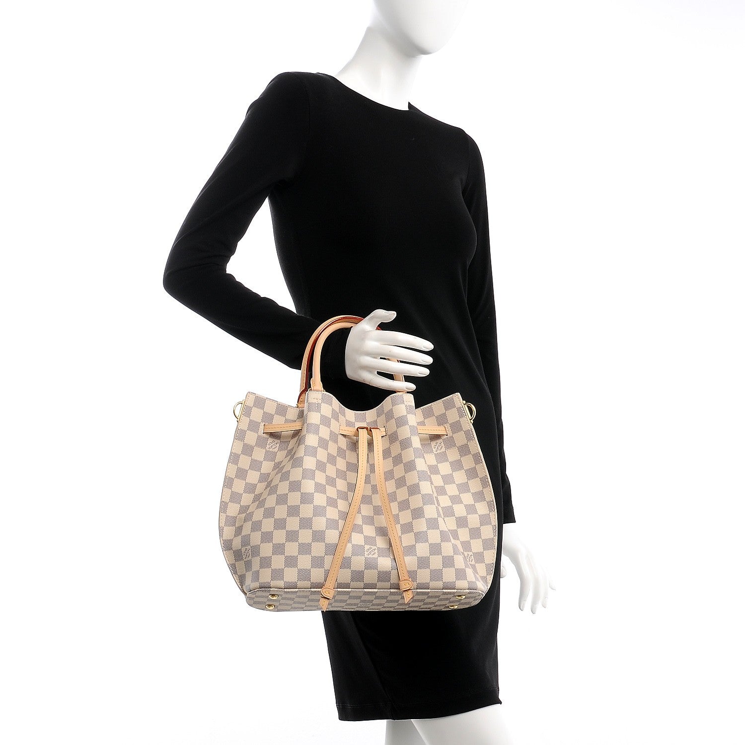 Louis Vuitton Damier Azur Girolata 3 of 9