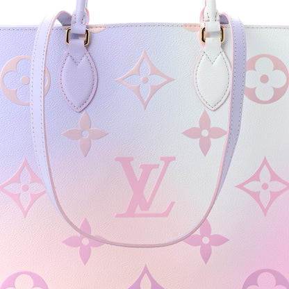 Louis Vuitton Monogram Giant Spring In The City Onthego GM Sunrise Pastel 7 of 9