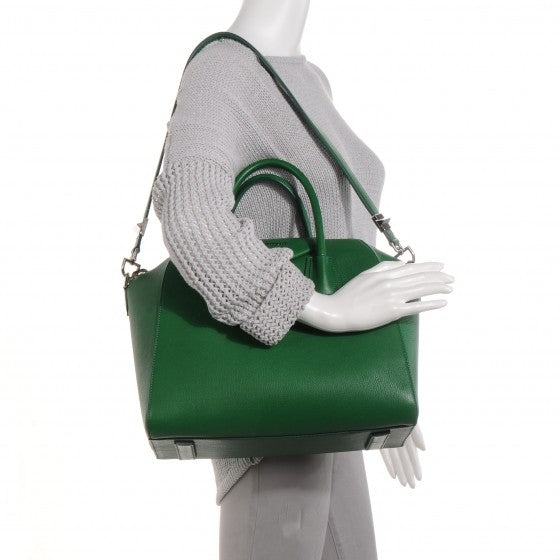 Sugar Goatskin Medium Antigona Emerald