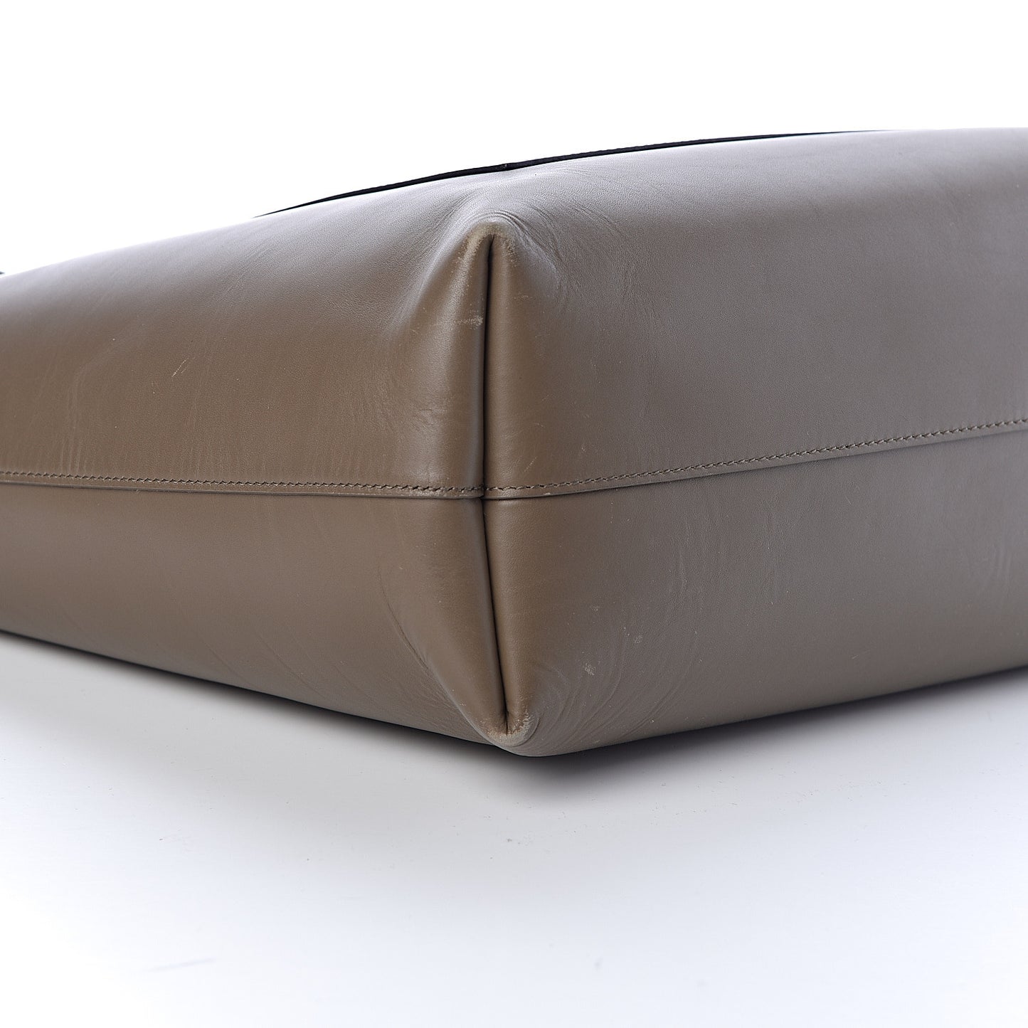 Calfskin Pocket Tote M Khaki and Black
