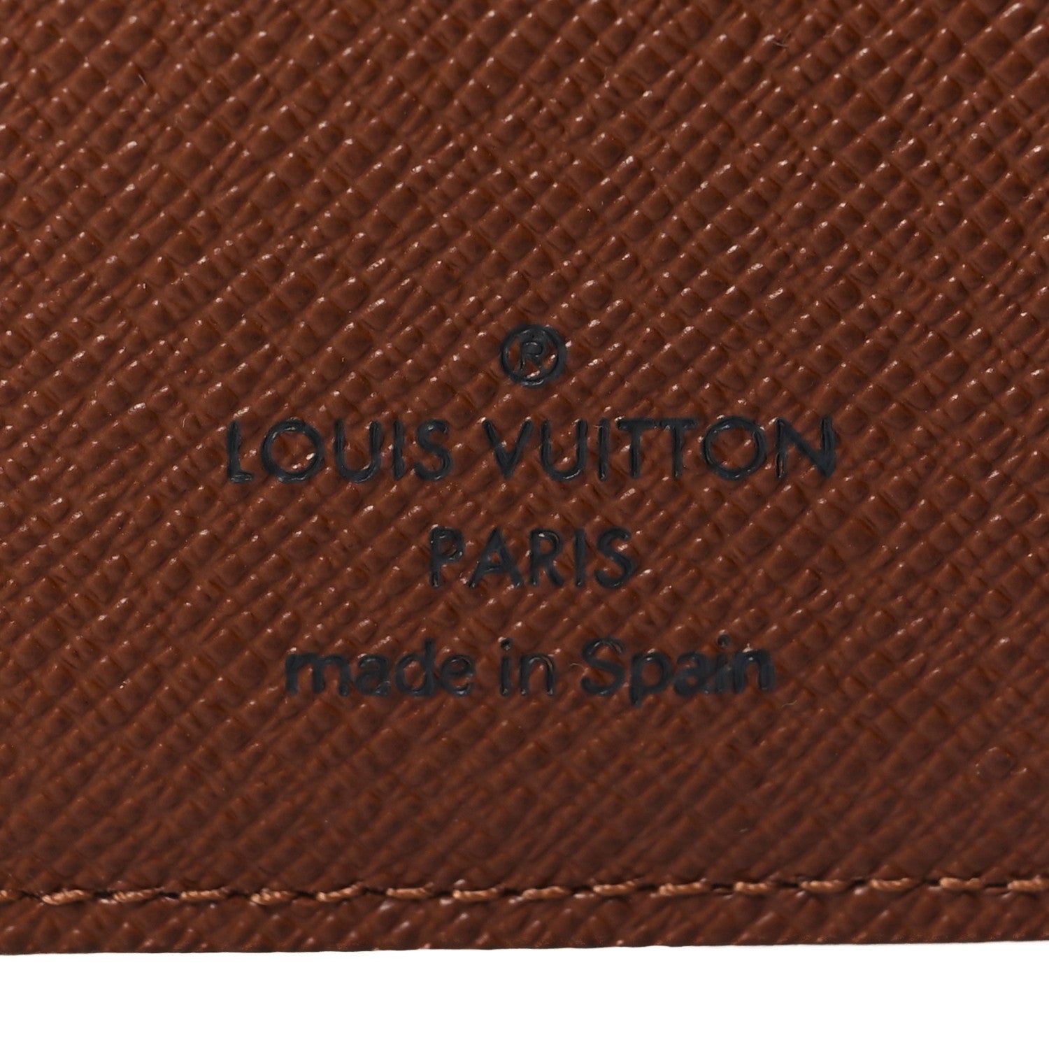 Louis Vuitton Monogram Passport Cover 6 of 6