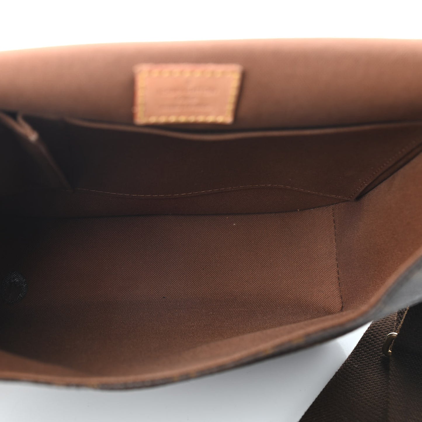 Monogram Bosphore PM Messenger