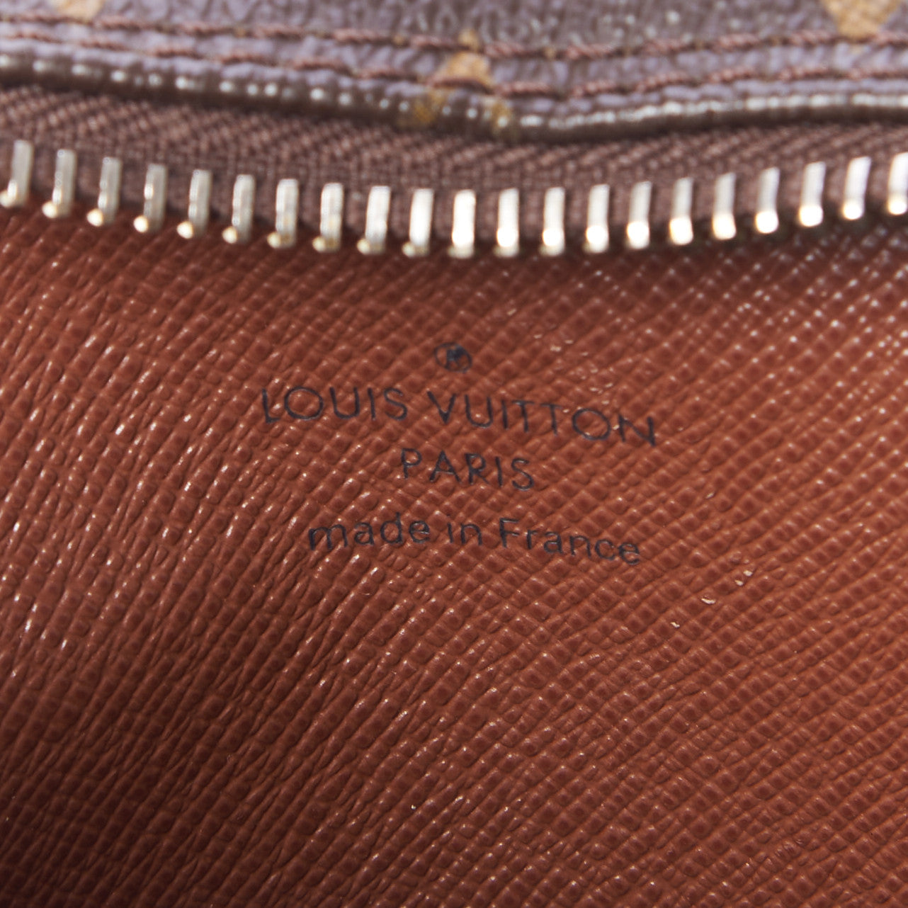 Monogram Amazone