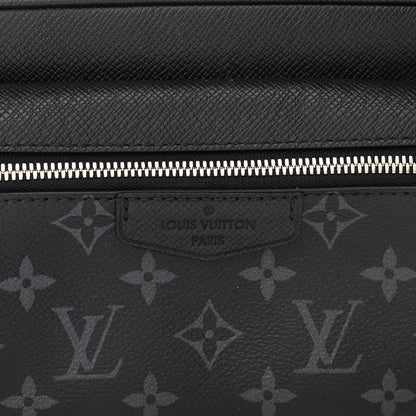 Louis Vuitton Taiga Monogram Outdoor Bumbag Black 7 of 9