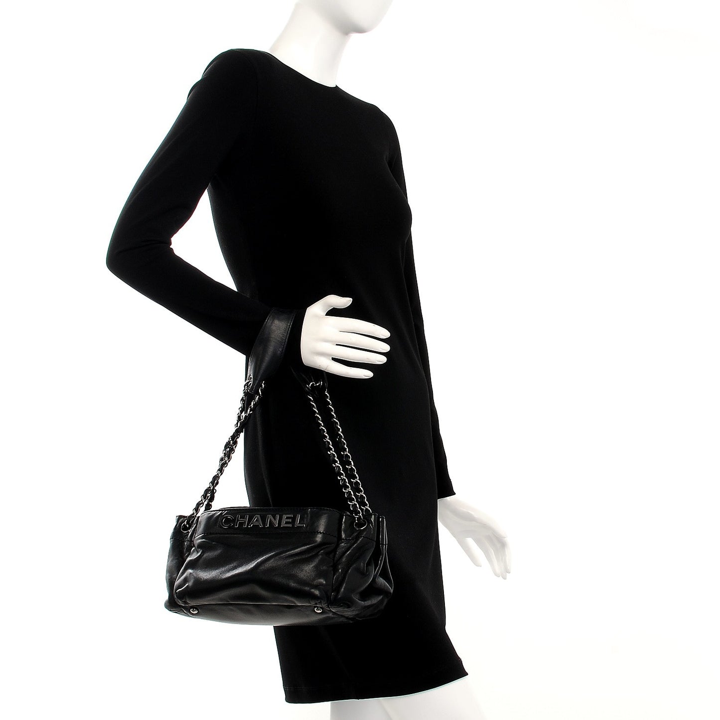 Lambskin Rock and Chic Shoulder Bag Black