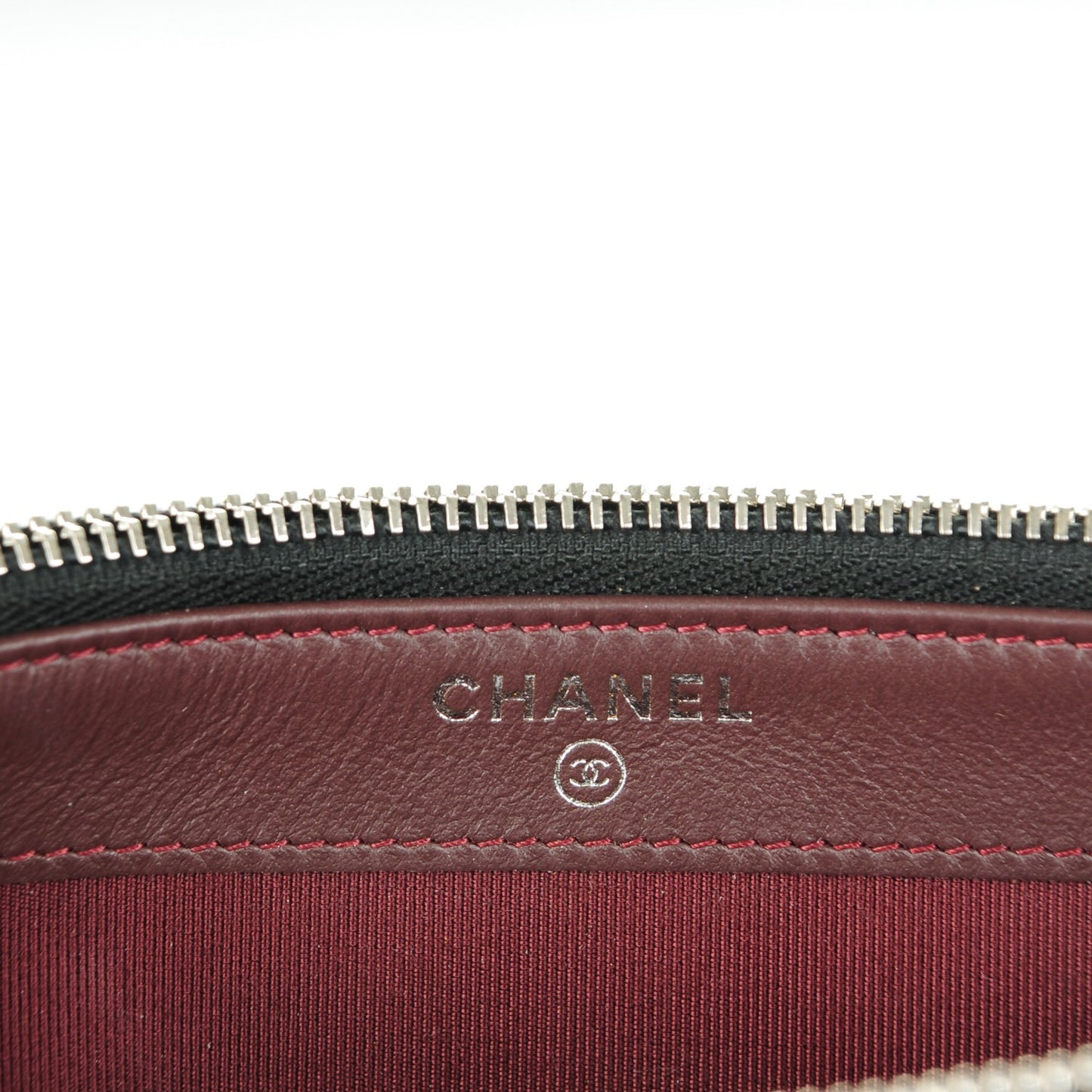 Caviar Chevron Quilted Small Clutch With Chain Black