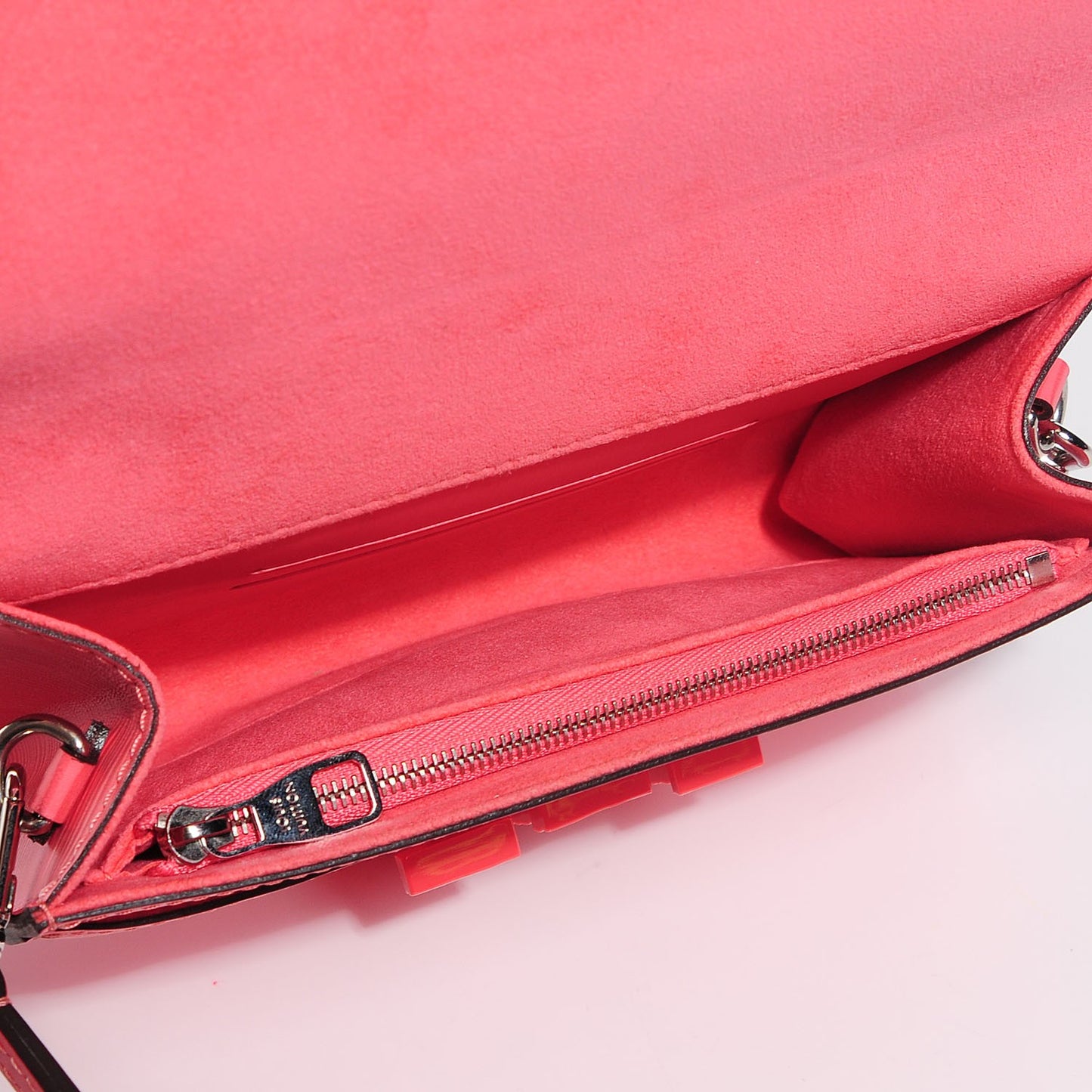 Epi Louise Strap PM Corail