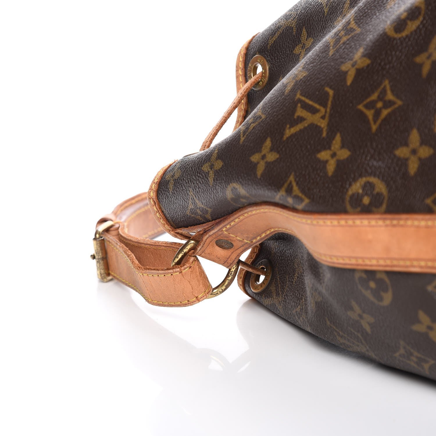 Louis Vuitton Monogram Petit Noe 18 of 18