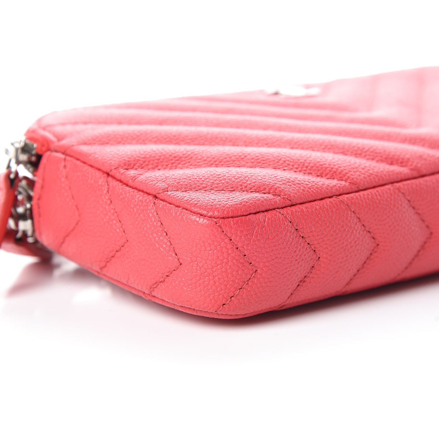 Caviar Chevron Quilted Small Clutch With Chain Light Red