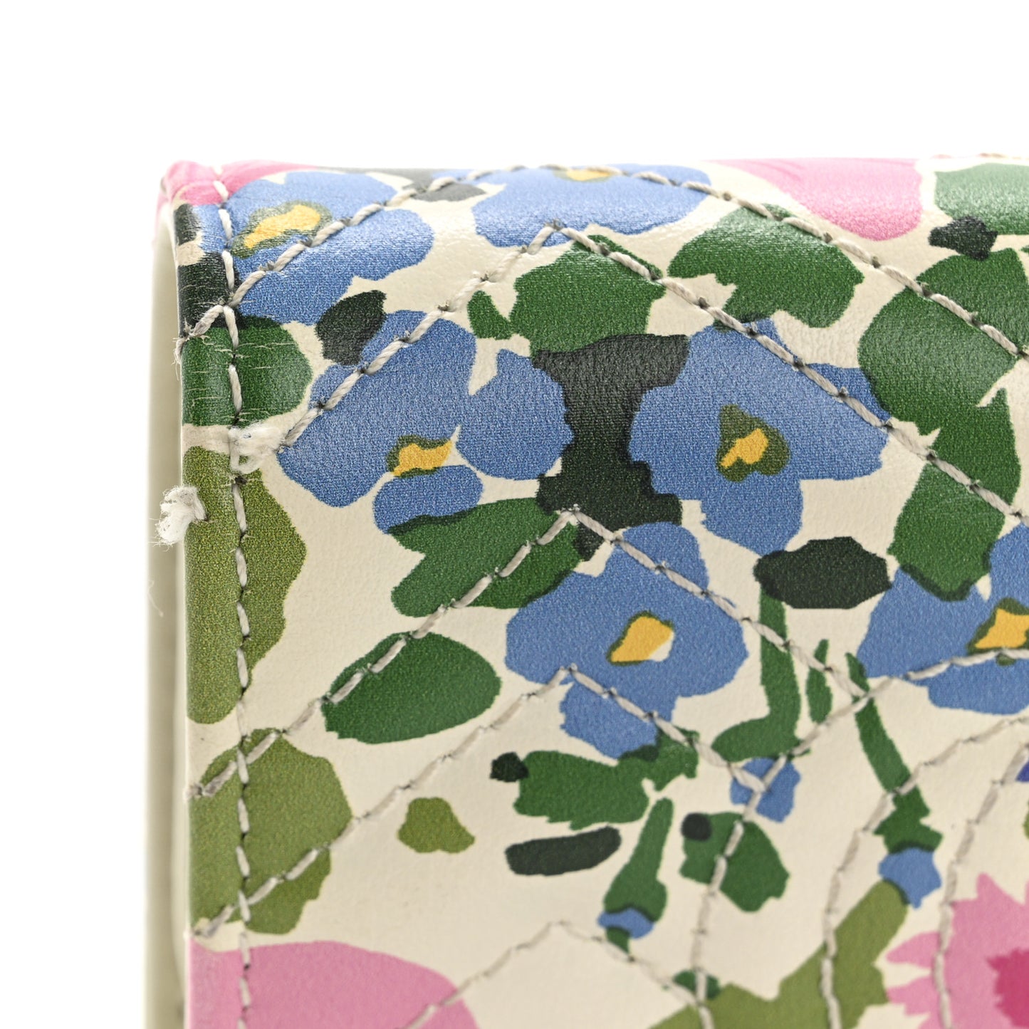 X KEN SCOTT Calfskin Matelasse Floral Print GG Marmont Card Case Wallet Ivory Pink
