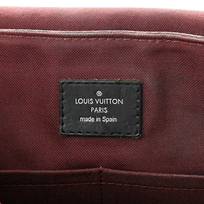 Louis Vuitton Monogram Macassar District PM 6 of 9