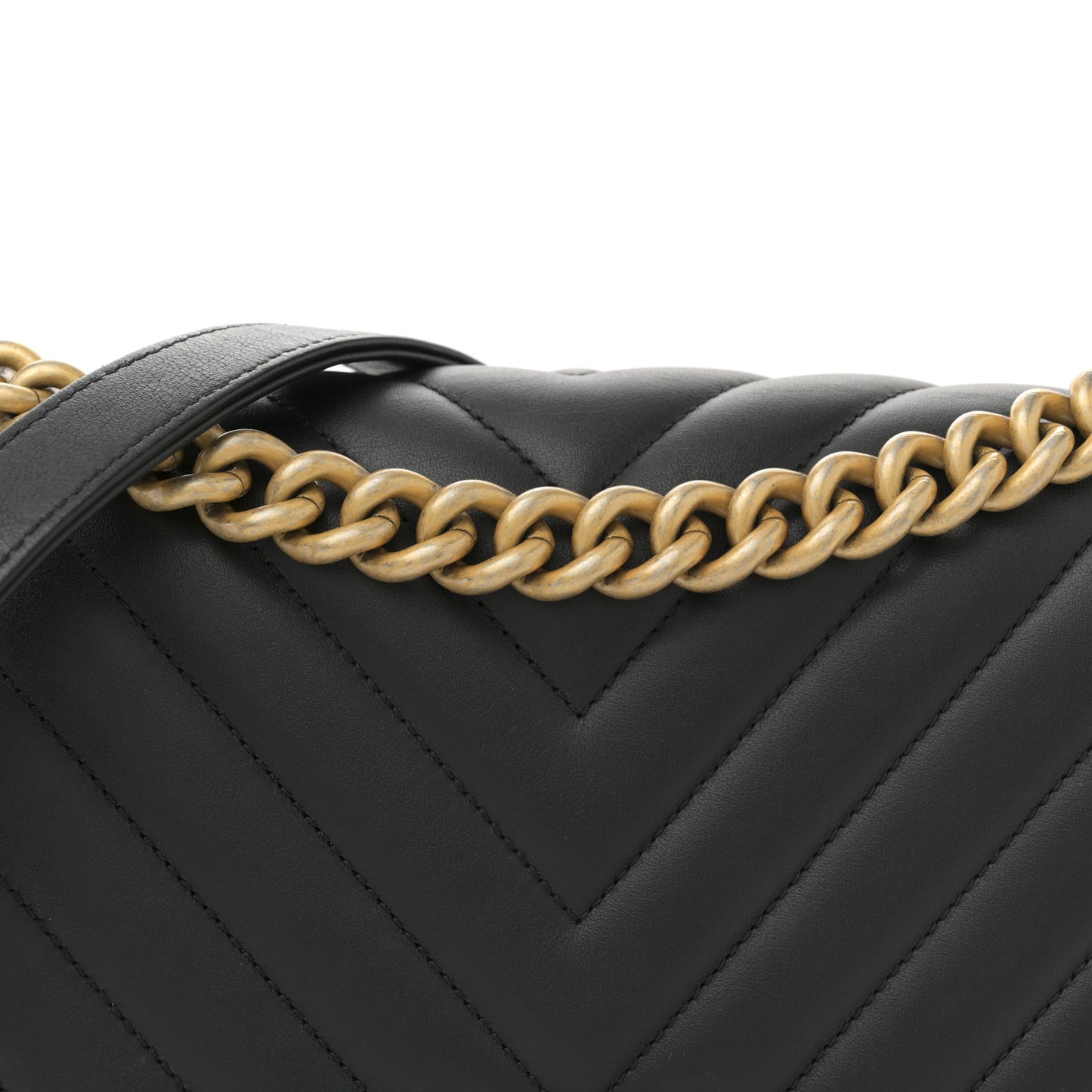 Calfskin Chevron Quilted Medium Boy Flap Black