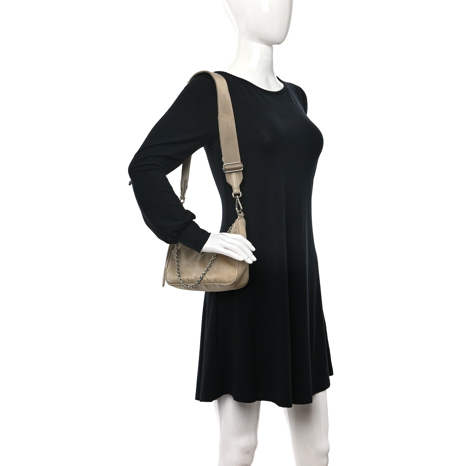 Prada Re-Nylon Saffiano Re-Edition 2005 Shoulder Bag Deserto 2 of 13