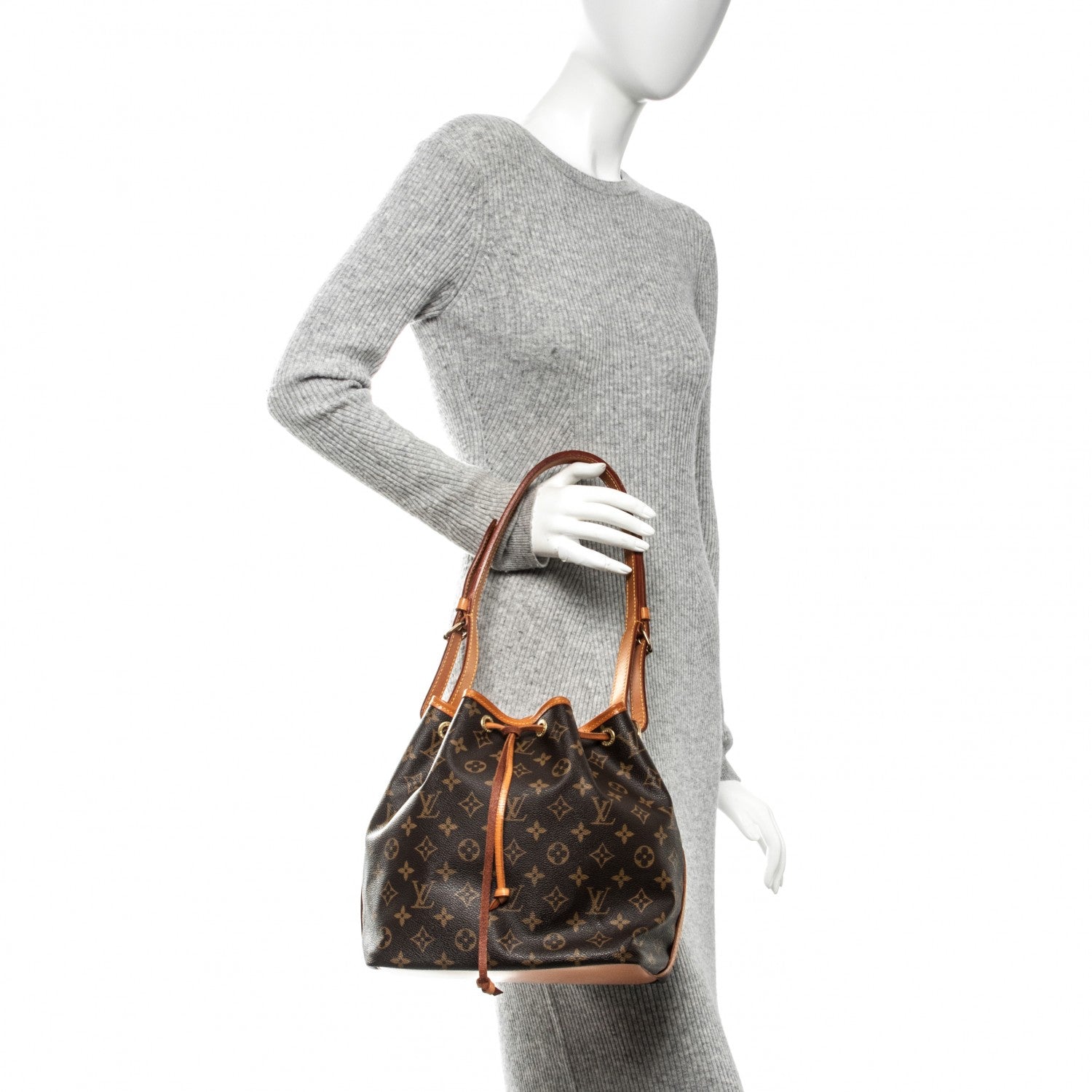 Louis Vuitton Monogram Petit Noe 2 of 8