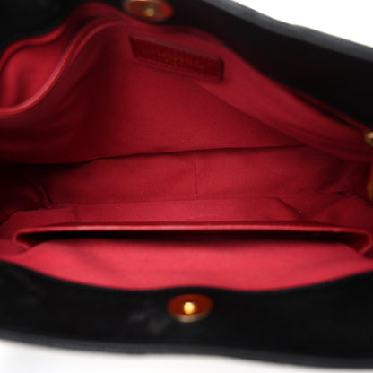 Chanel Caviar Quilted Large Wavy CC Hobo Black 5 of 10