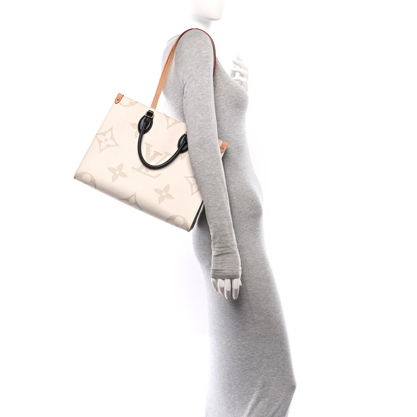 Monogram Dune Giant Onthego MM