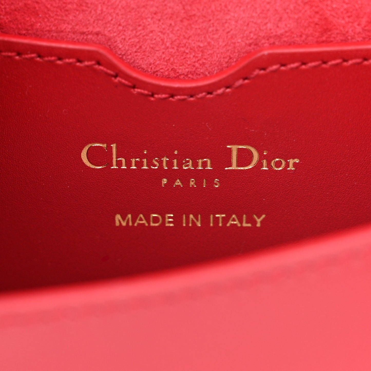 Box Calfskin Small Bobby Flap Red