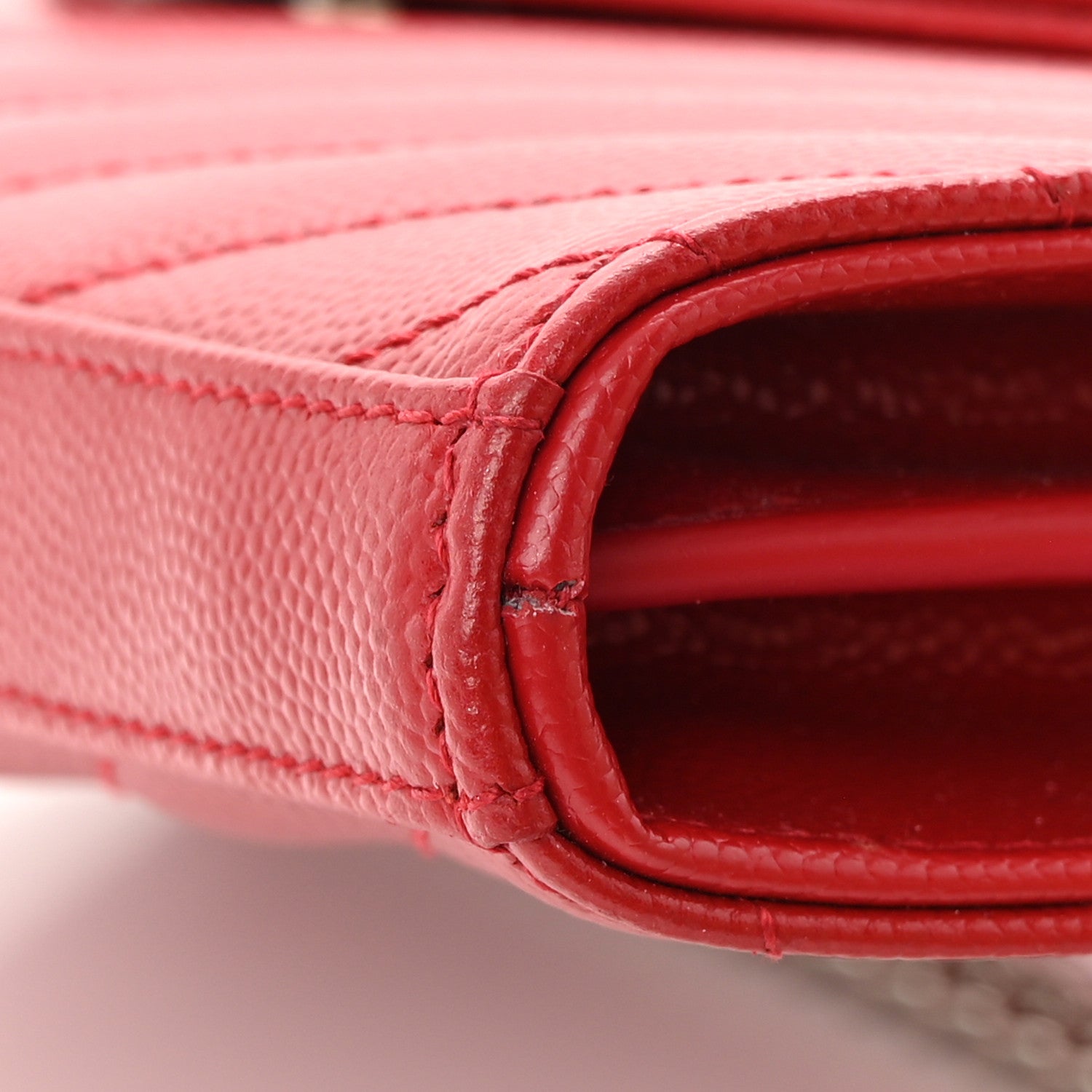 Saint Laurent Grain De Poudre Matelasse Chevron Monogram Chain Wallet Red 11 of 13